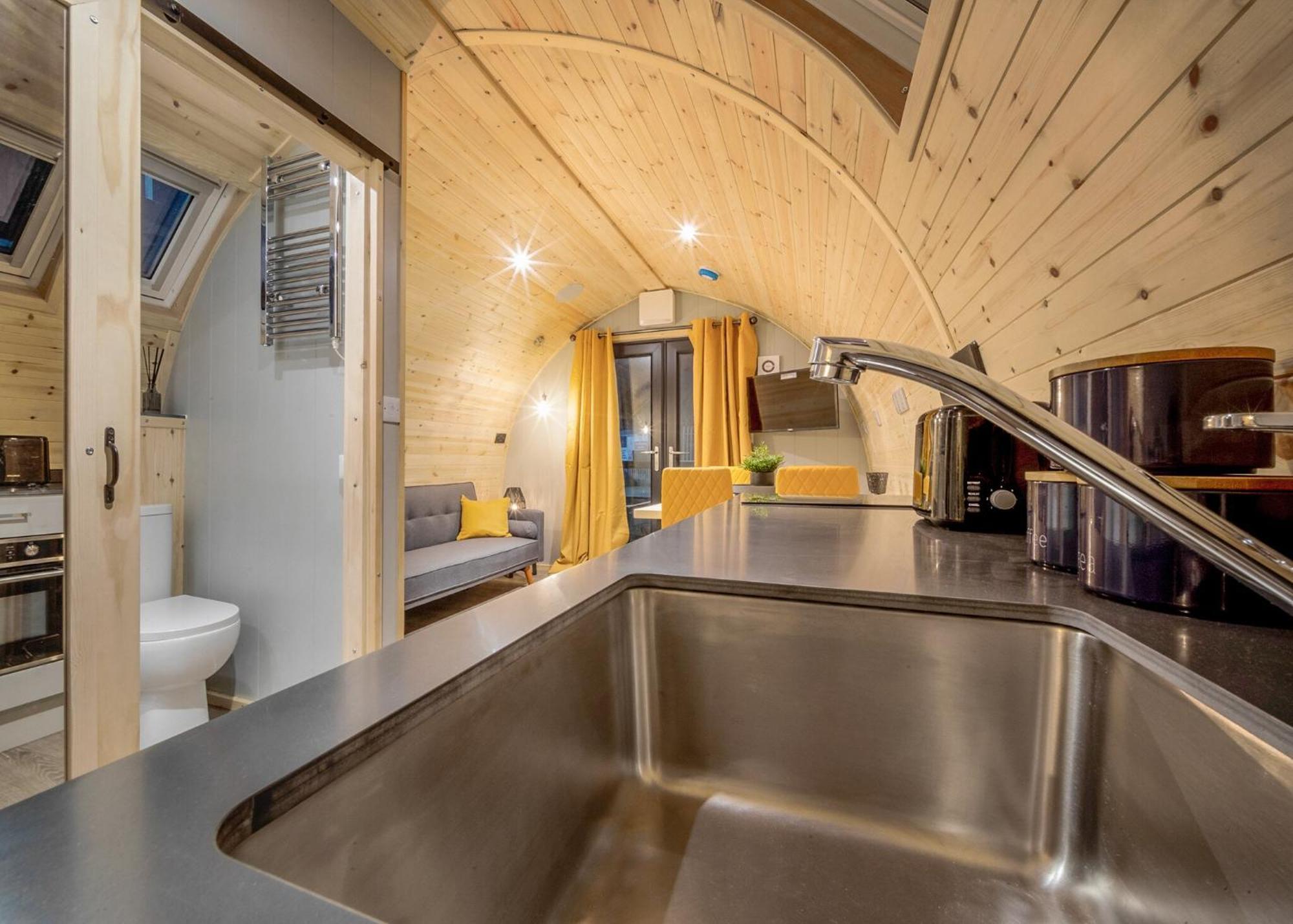 ホテル Hill Farm Retreat Wangford エクステリア 写真