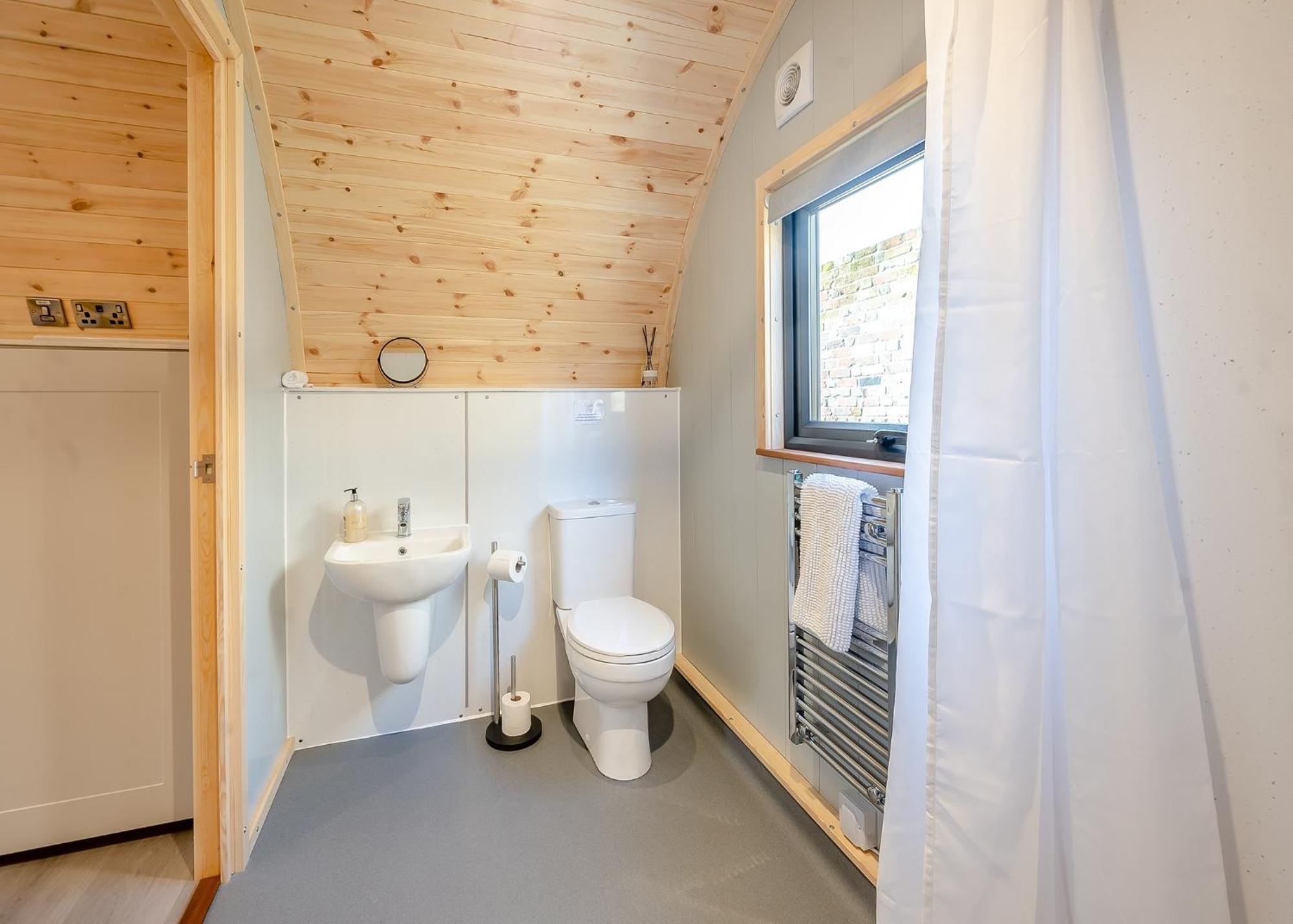 ホテル Hill Farm Retreat Wangford 部屋 写真