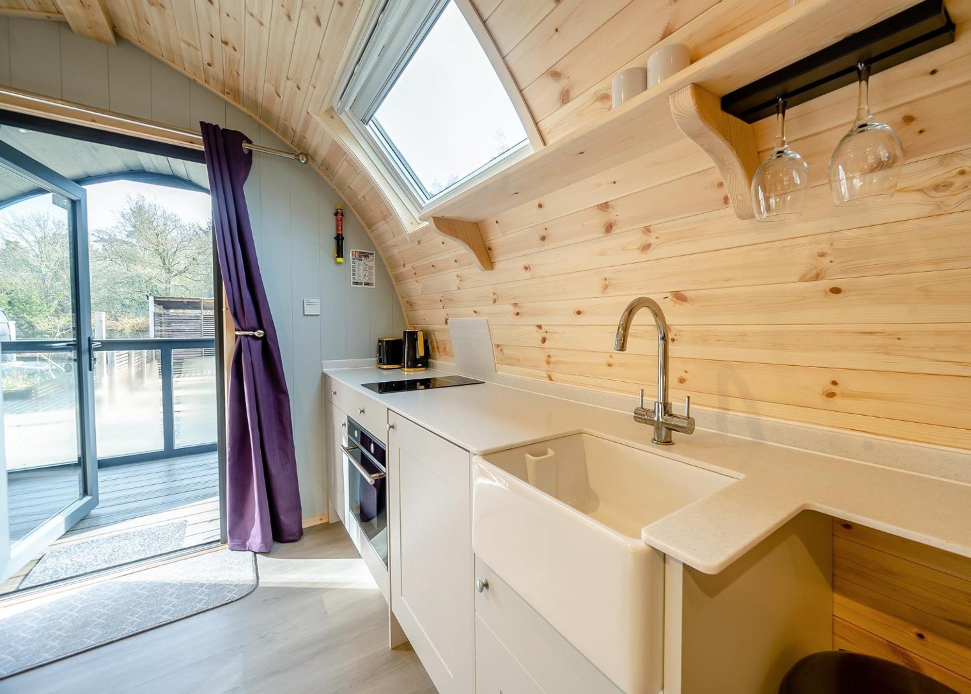 ホテル Hill Farm Retreat Wangford 部屋 写真